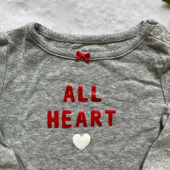 Carter’s 9M 4-Piece Bodysuit Bundle + Holiday Silent Night Bonus GUC Baby Girl - Picture 3 of 16